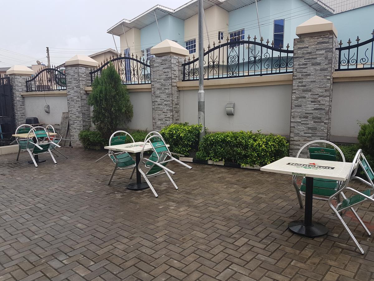 Royal Terrace Hotel & Towers Lagos Buitenkant foto